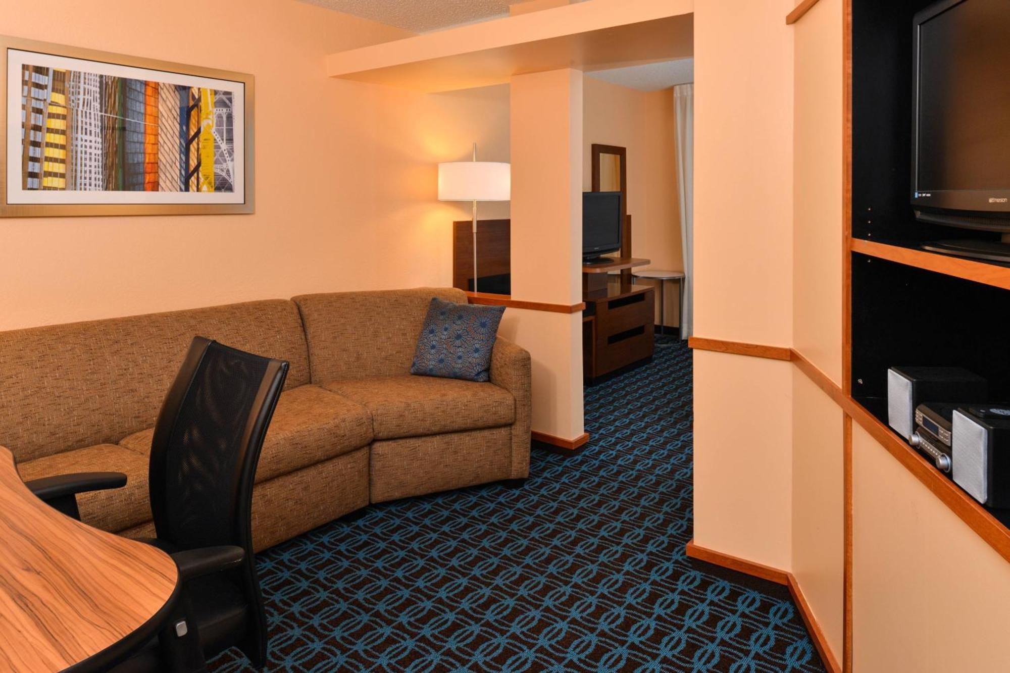 Fairfield Inn & Suites Cleveland Avon Экстерьер фото