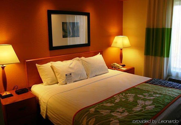 Fairfield Inn & Suites Cleveland Avon Экстерьер фото