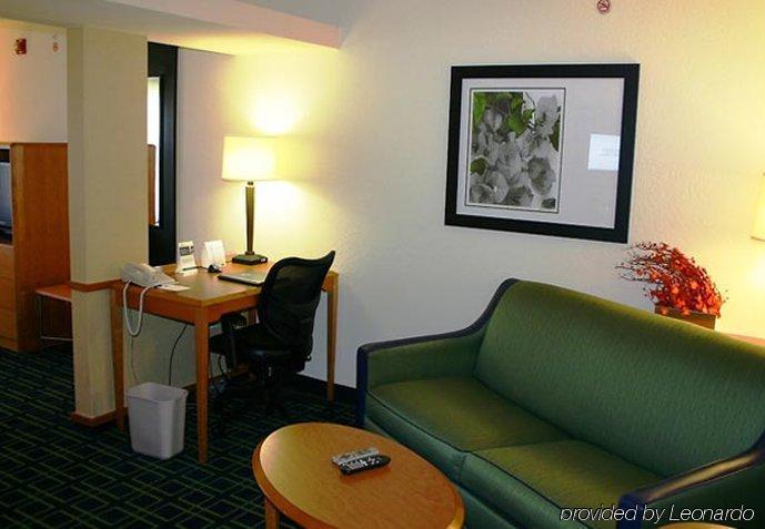 Fairfield Inn & Suites Cleveland Avon Экстерьер фото